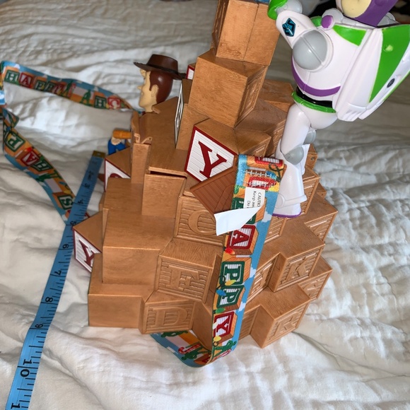 Pixar Toy Story Woody & Buzz Popcorn Bucket - Collector’s Edition - Picture 6 of 9